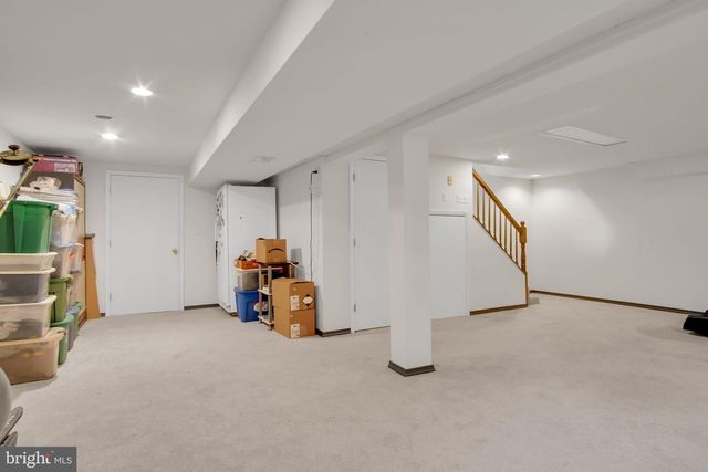 47 HONEYSUCKLE DR, Mechanicsburg, PA 17050