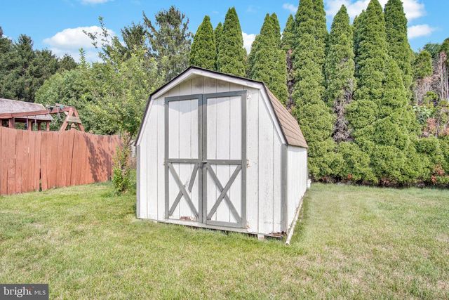 47 HONEYSUCKLE DR, Mechanicsburg, PA 17050