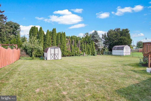 47 HONEYSUCKLE DR, Mechanicsburg, PA 17050