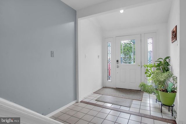 47 HONEYSUCKLE DR, Mechanicsburg, PA 17050