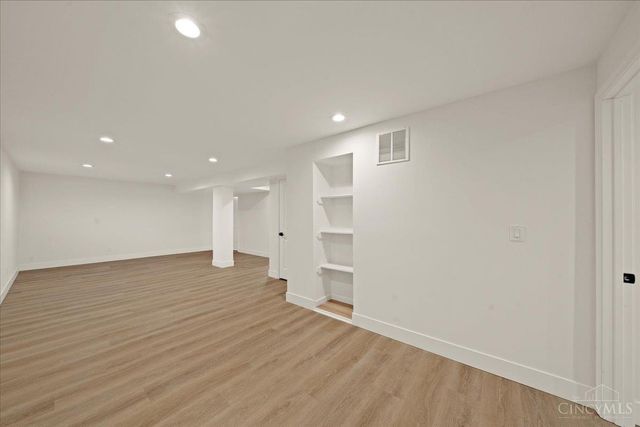 9197 Long Lane, Springfield Twp., OH 45231