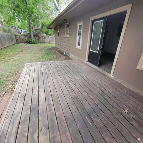 3118 SE Illinois Avenue, Topeka, KS 66605