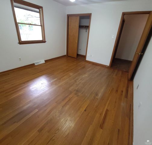 3118 SE Illinois Avenue, Topeka, KS 66605