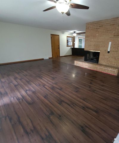 3118 SE Illinois Avenue, Topeka, KS 66605
