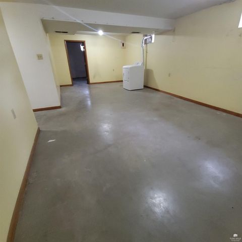 3118 SE Illinois Avenue, Topeka, KS 66605