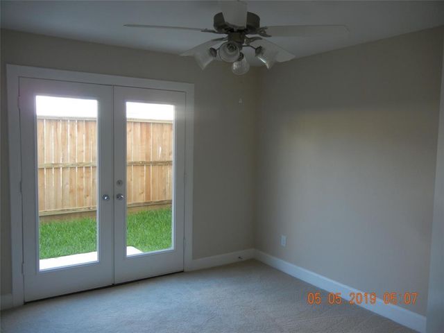 8727 Bryam, Houston, TX 77061