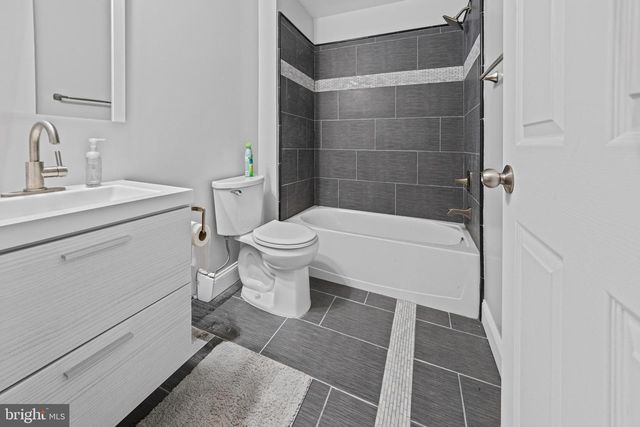 2094 STREAMWAY CT, Baltimore, MD 21207