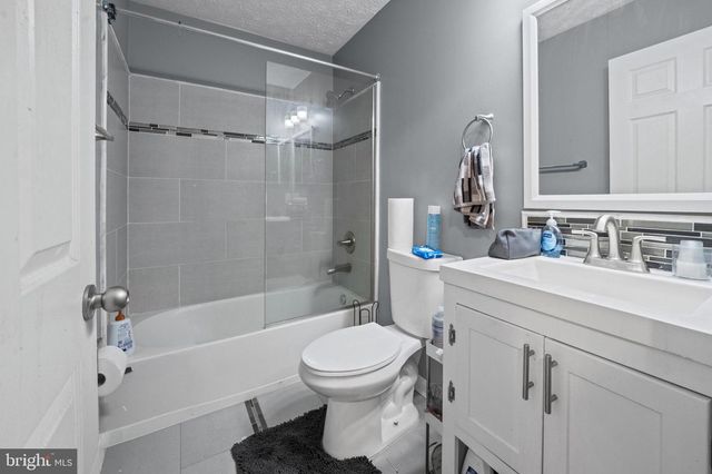 2094 STREAMWAY CT, Baltimore, MD 21207