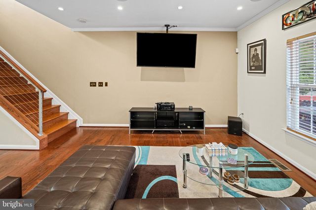 2094 STREAMWAY CT, Baltimore, MD 21207