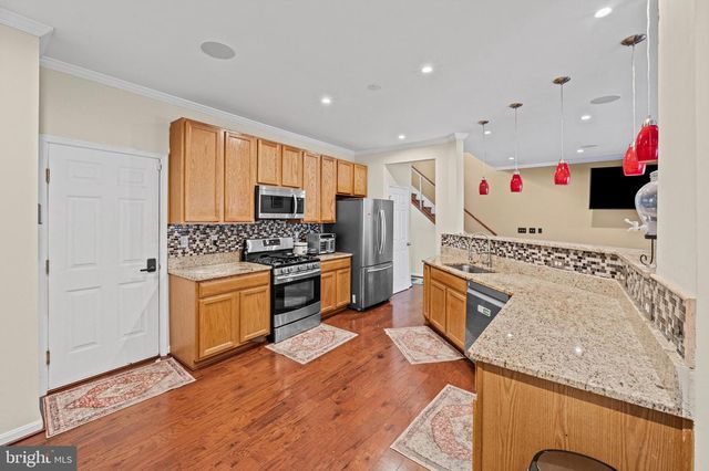 2094 STREAMWAY CT, Baltimore, MD 21207