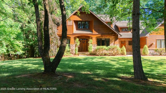 1020 Cherry Valle Lane, Williamston, MI 48895