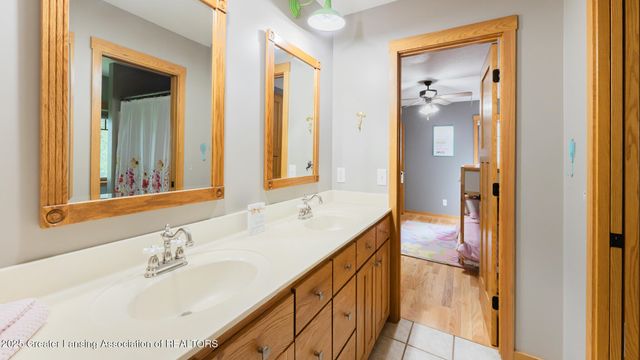 1020 Cherry Valle Lane, Williamston, MI 48895