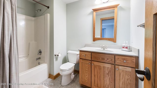 1020 Cherry Valle Lane, Williamston, MI 48895