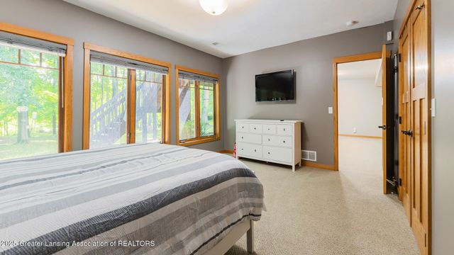 1020 Cherry Valle Lane, Williamston, MI 48895