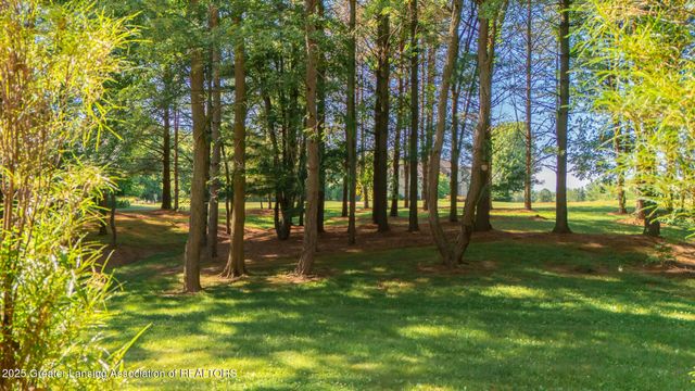 1020 Cherry Valle Lane, Williamston, MI 48895