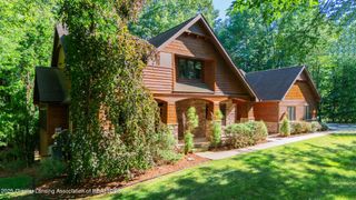 1020 Cherry Valle Lane, Williamston, MI 48895