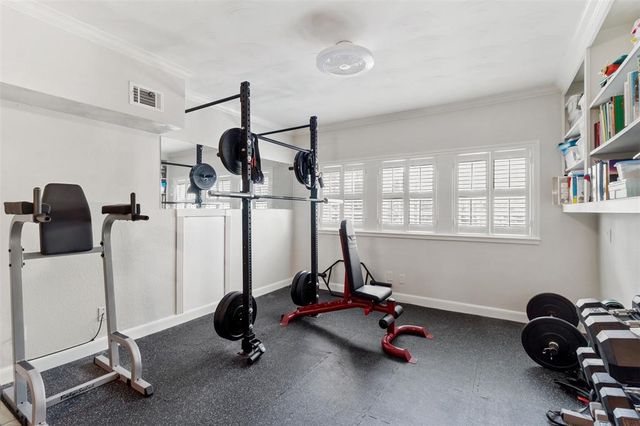2215 Pecan Lake Drive, Richmond, TX 77406