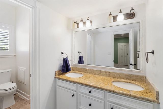 2215 Pecan Lake Drive, Richmond, TX 77406