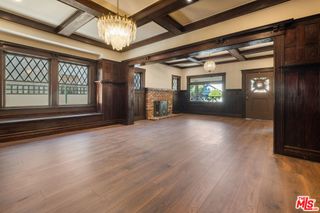 2180 W 31st Street, Los Angeles, CA 90018