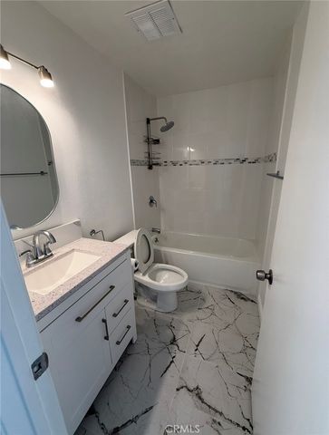 2051 E Aroma, West Covina, CA 91791