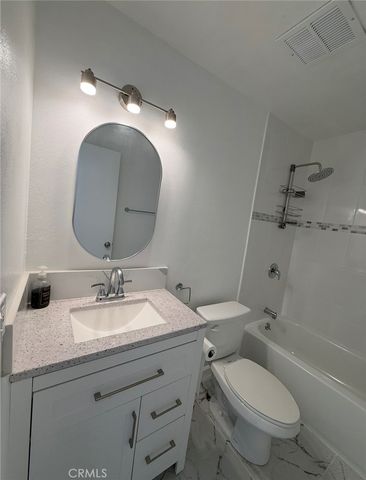 2051 E Aroma, West Covina, CA 91791