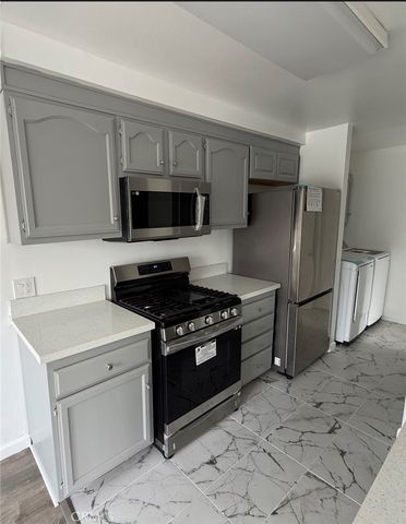 2051 E Aroma, West Covina, CA 91791