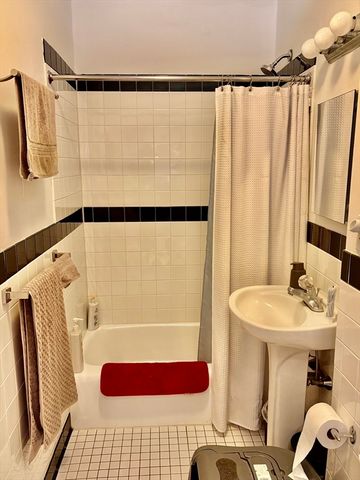34 Walker St. 1, Cambridge, MA 02138