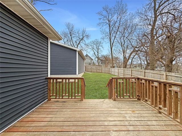 827 26th Street, Des Moines, IA 50312