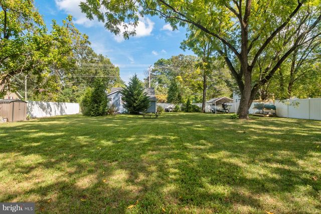 8250 RAILROAD AVE, Millersville, MD 21108