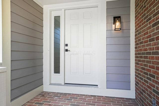 9102 Moors Place N, Dublin, OH 43017