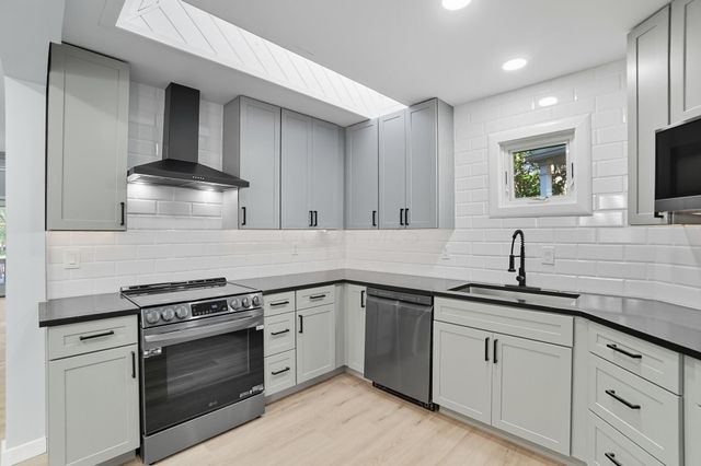 9102 Moors Place N, Dublin, OH 43017