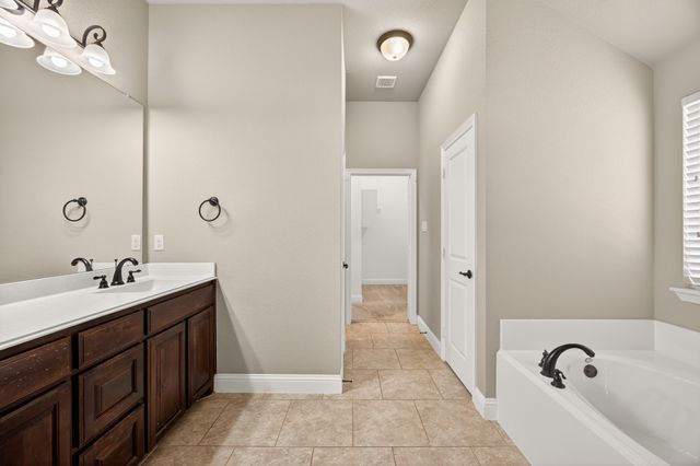 676 Fossil Wood Drive, Saginaw, TX 76179