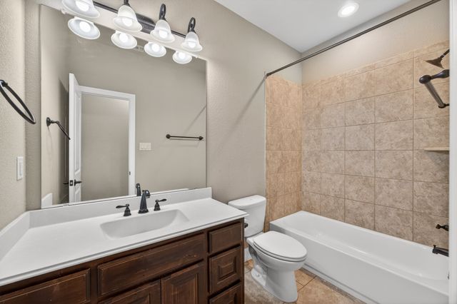 676 Fossil Wood Drive, Saginaw, TX 76179