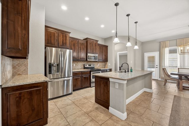 676 Fossil Wood Drive, Saginaw, TX 76179