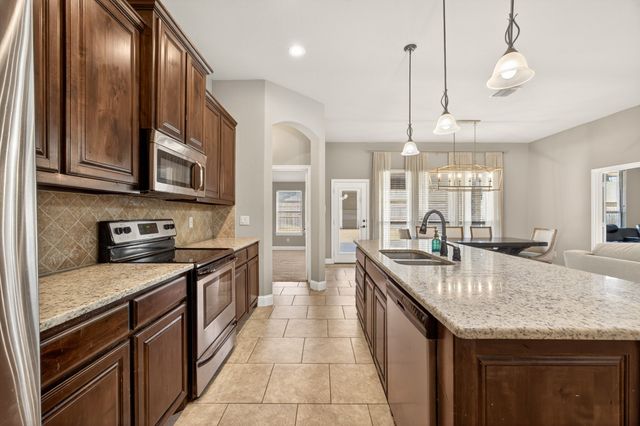 676 Fossil Wood Drive, Saginaw, TX 76179