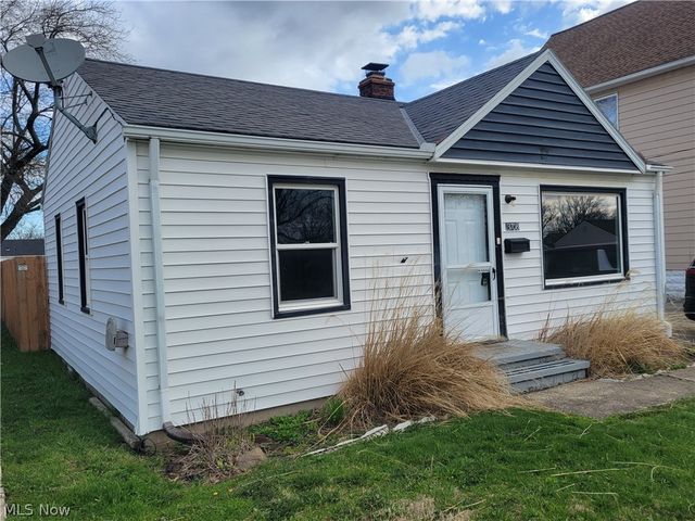 13708 Astor Avenue, Cleveland, OH 44135