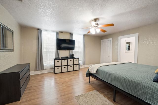 1012 Dailey ST, San Marcos, TX 78666