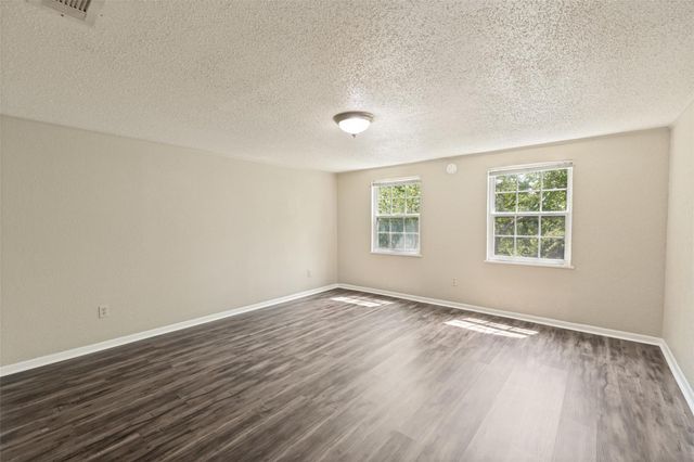 1012 Dailey ST, San Marcos, TX 78666