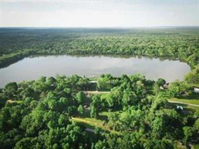 111 County Road 1333, Liberty, TX 77575