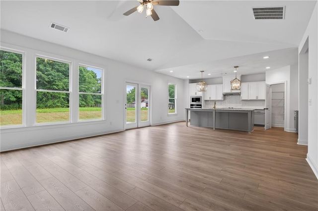 69 STANLEY Drive, Winder, GA 30680