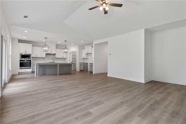 69 STANLEY Drive, Winder, GA 30680