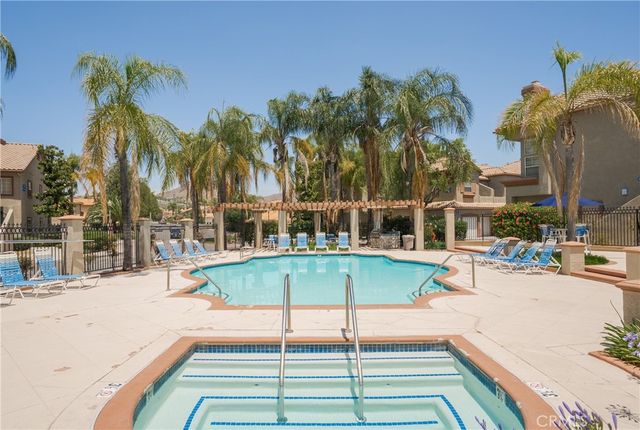 2941 Via Milano 108, Corona, CA 92879