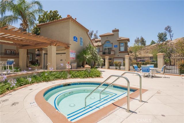 2941 Via Milano 108, Corona, CA 92879