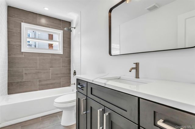 1047 Windermere Road, Franklin Square, NY 11010