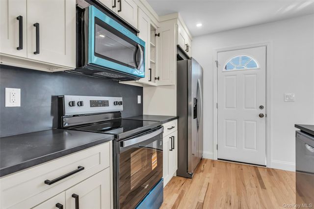 1047 Windermere Road, Franklin Square, NY 11010