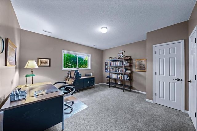 2716 SW ARTHUR Drive, Lee's Summit, MO 64082