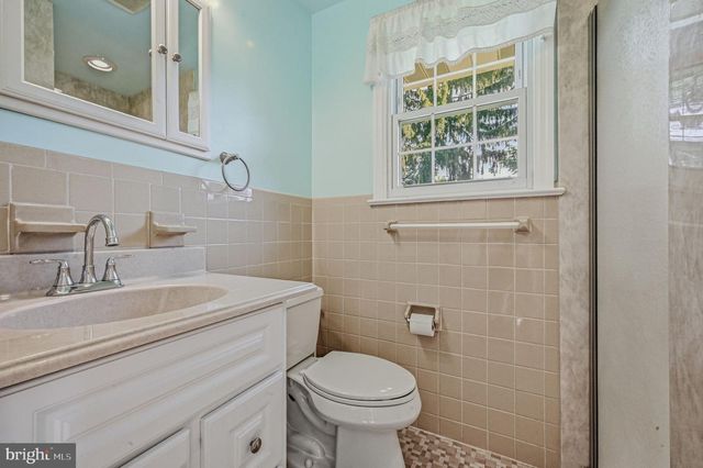303 SPALDING RD, Wilmington, DE 19803