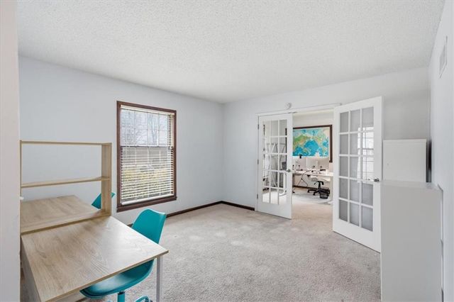 3012 NW 55th Street, Kansas City, MO 64152