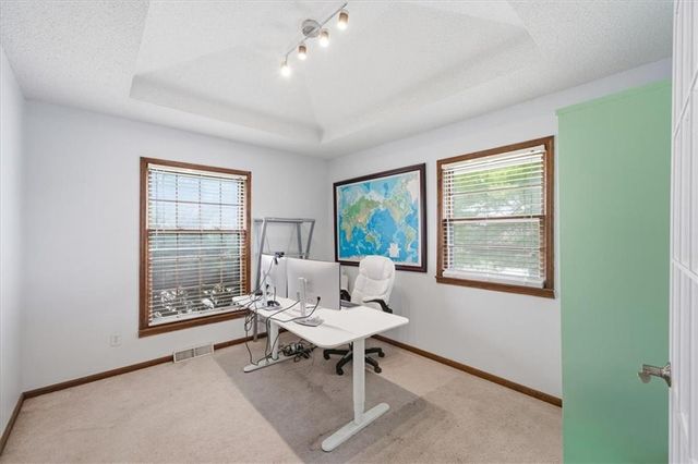 3012 NW 55th Street, Kansas City, MO 64152