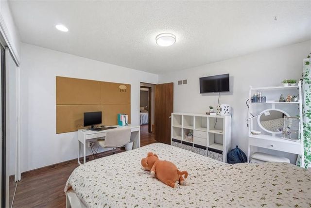 3012 NW 55th Street, Kansas City, MO 64152